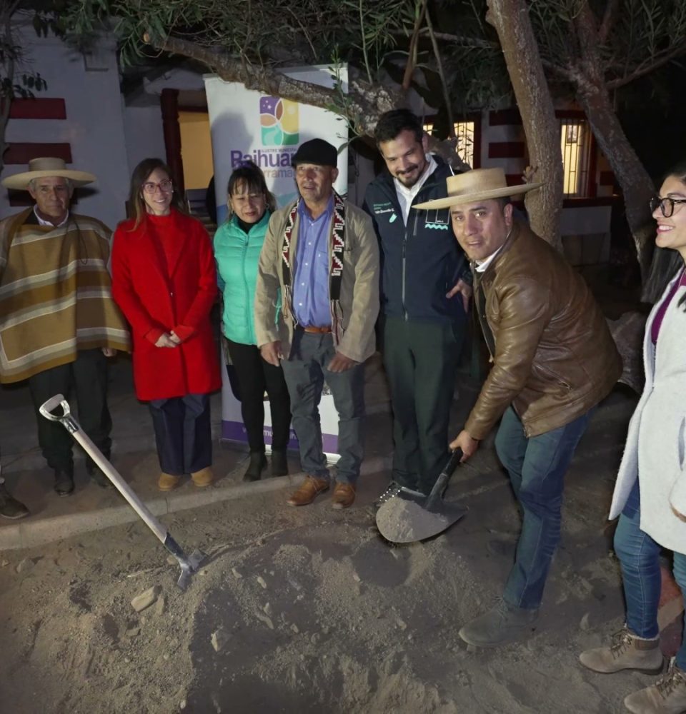 Vecinos de villa El Huerto de Paihuano contarán con nueva y moderna plaza