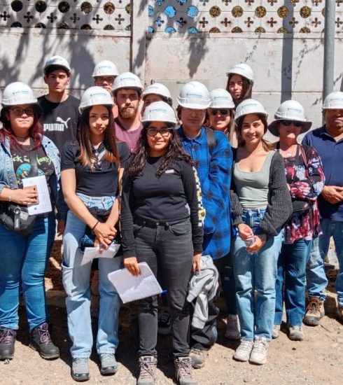 Estudiantes de Ingeniería en Agronomía visitan planta tratamiento de aguas servidas de Sotaquí