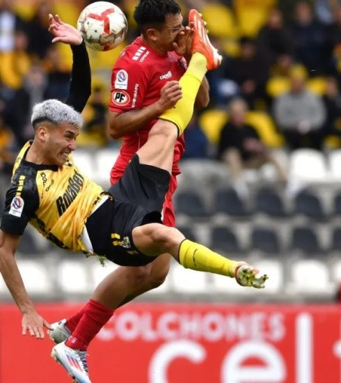 Triunfo de Coquimbo Unido sobre Ñublense lo catapulta al primer lugar del fútbol chileno