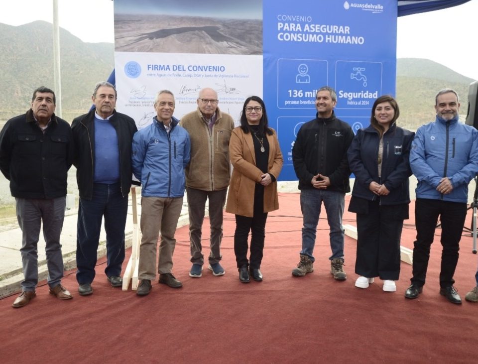 Ovalle y Sotaquí: Histórico acuerdo para resguardar consumo humano de agua potable a más de 34 mil familias